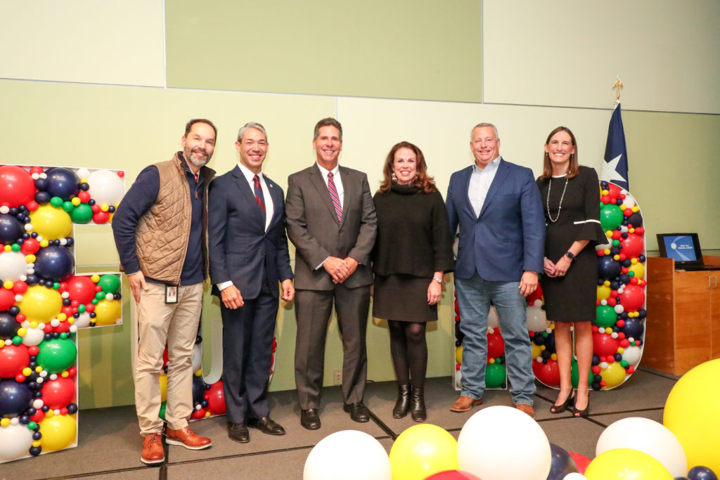 Mayor Nirenberg, Eric Cooper, Tony Canty, Mary Ullman Japhet, Jeff Skelton, Mandy Tyler at the Annual Breakfast